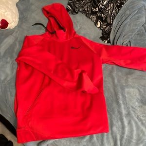red nike turtle neck sweatshirt